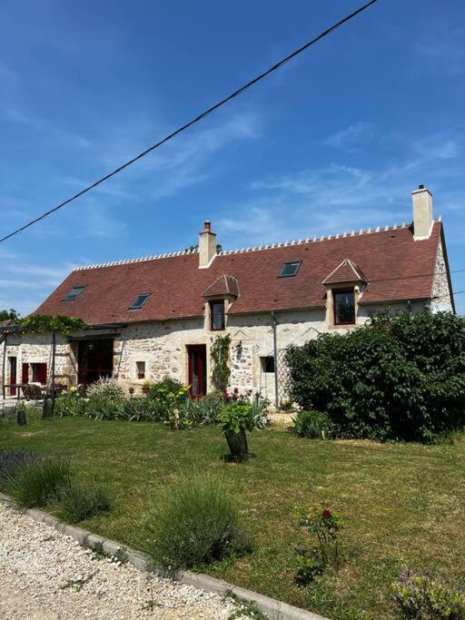 Villa Longere Berrichonne, Calme Absolu, 13 Personnes Saint-Pierre-les-Etieux Exterior foto